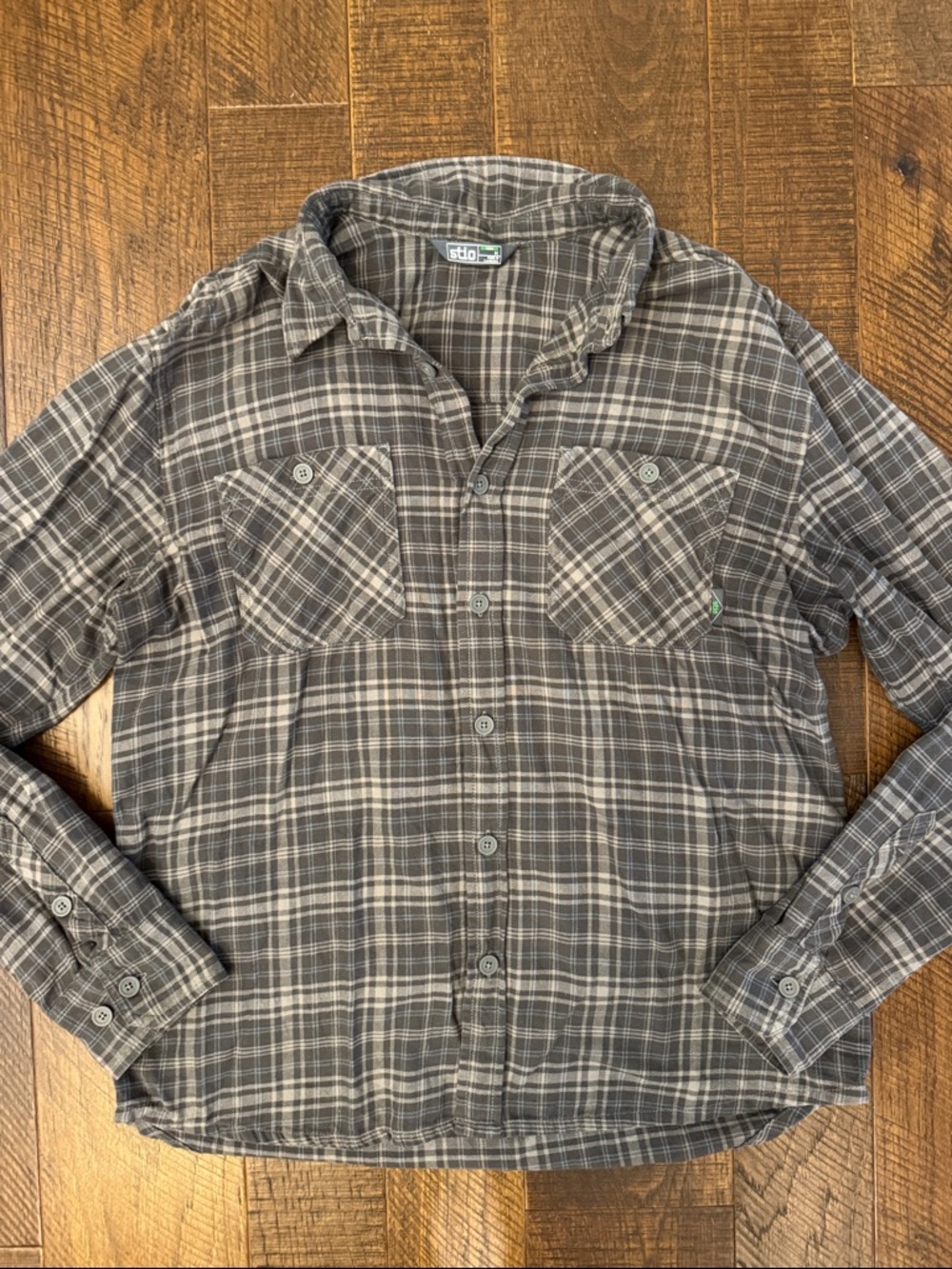Men’s Stio Organic Cotton Plaid Long Sleeve Button Down Shirt - Picture 2 of 9